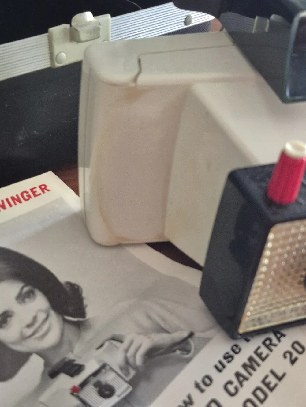 Polaroid The SWINGER Land Camera with Case